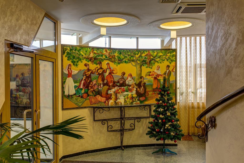Khan-Chinar Hotel Dniepropietrowsk Zewnętrze zdjęcie