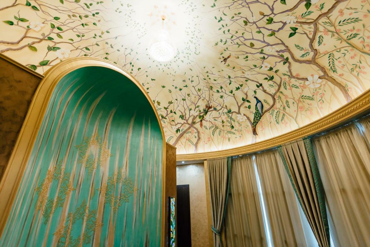 Khan-Chinar Hotel Dniepropietrowsk Zewnętrze zdjęcie